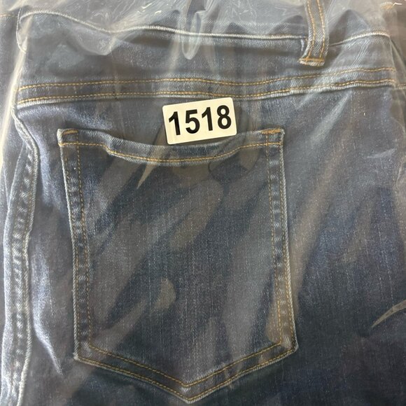 SPANX Flare High Rise Pull On Jeans Medium Wash Women’s Size Large - Picture 10 of 10